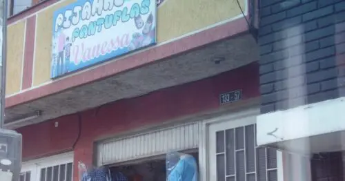 PIJAMAS Y PANTUFLAS VANESSA BOGOTÁ PIJAMAS Y PANTUFLAS VANESSA BOGOTÁ